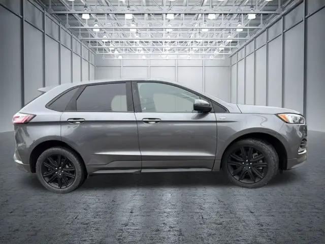 2022 Ford Edge ST-Line