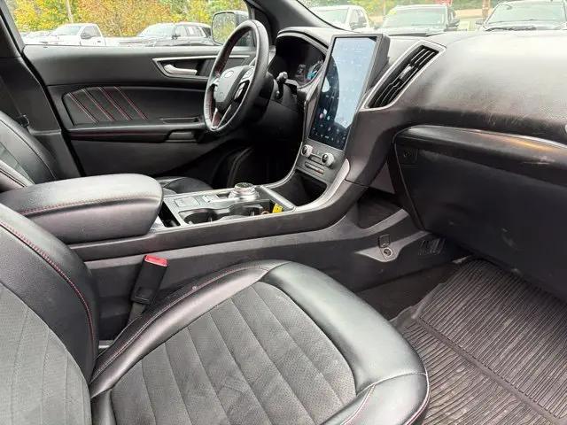 2022 Ford Edge ST-Line