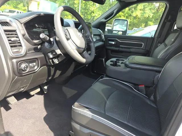 2026 Ram 2500 Laramie Crew Cab 4x4 64 Box