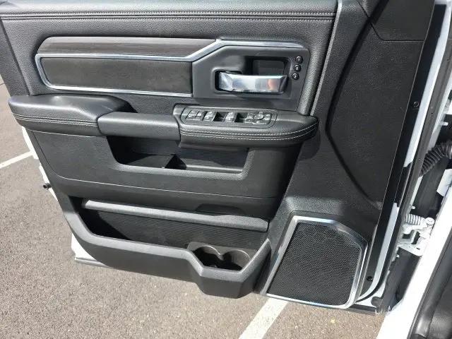 2026 Ram 2500 Laramie Crew Cab 4x4 64 Box