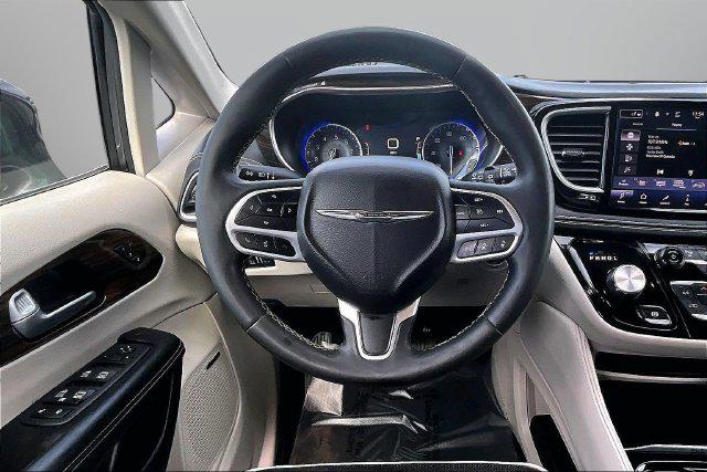 2022 Chrysler Pacifica Limited AWD