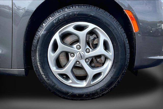 2022 Chrysler Pacifica Limited AWD