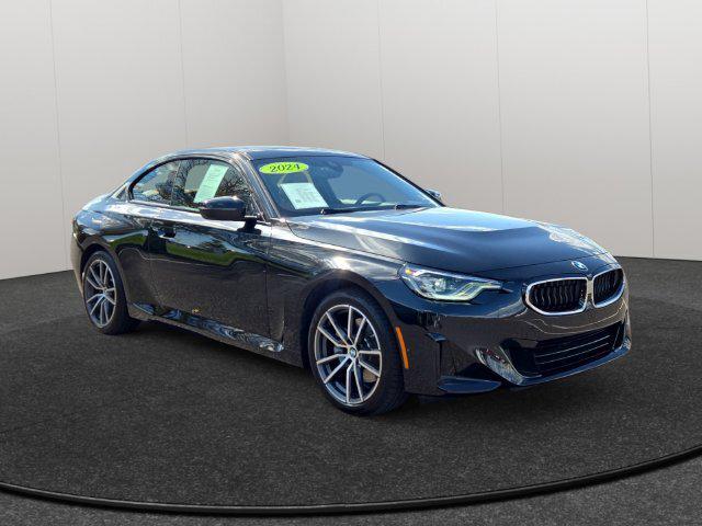 2024 BMW 230i xDrive 2024 BMW 230i xDrive