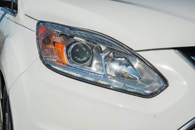 2017 Ford C-Max Energi Titanium