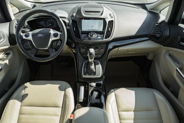 2017 Ford C-Max Energi Titanium