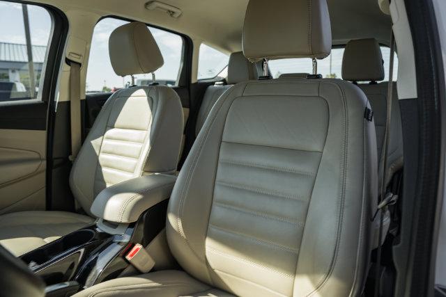 2017 Ford C-Max Energi Titanium