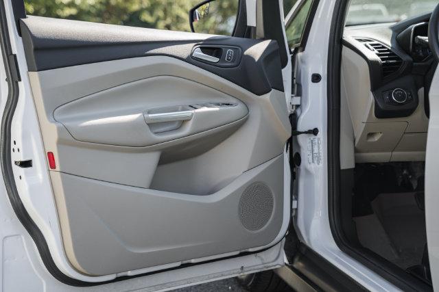 2017 Ford C-Max Energi Titanium