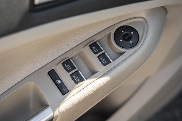 2017 Ford C-Max Energi Titanium