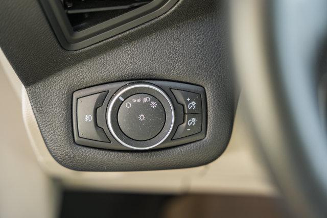 2017 Ford C-Max Energi Titanium