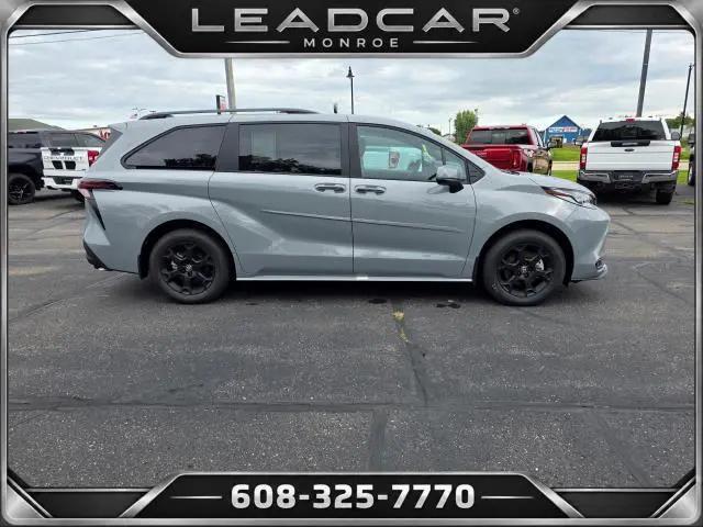 2026 Toyota Sienna Woodland Edition for sale in Monroe, WI