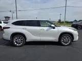 2023 Toyota Highlander Hybrid Limited for sale in Monroe, WI