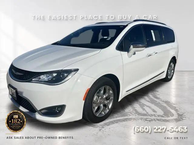 2020 Chrysler Pacifica Limited for sale in Clinton, MO