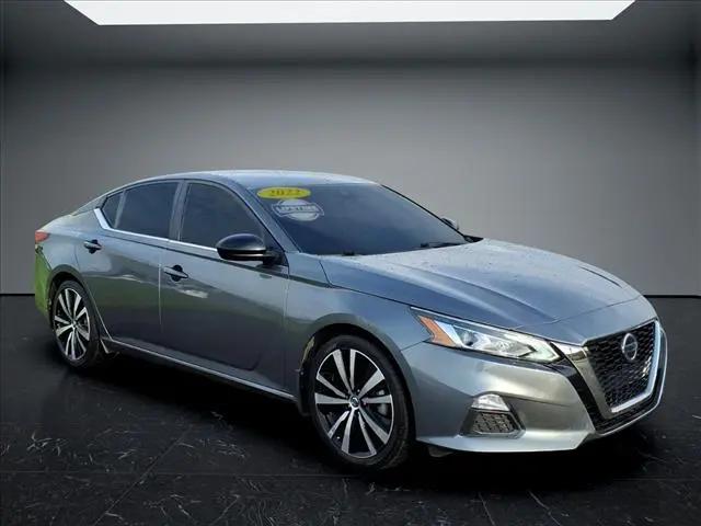 2022 Nissan Altima SR FWD for sale in Bourbonnais, IL