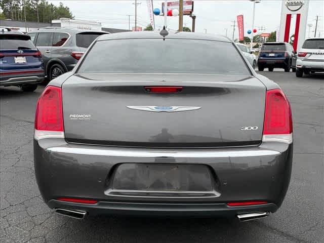 2021 Chrysler 300 Touring L