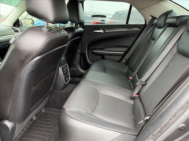 2021 Chrysler 300 Touring L