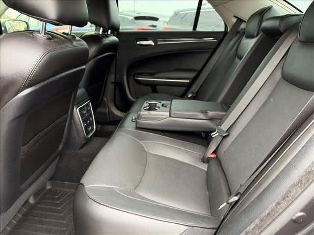 2021 Chrysler 300 Touring L