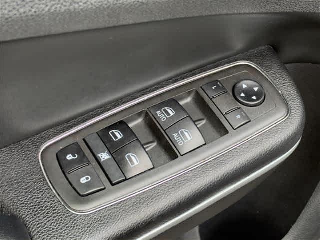 2021 Chrysler 300 Touring L