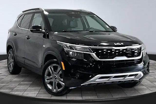 2023 Kia Seltos S for sale in Roanoke, IN