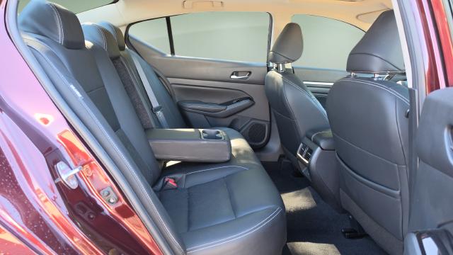 2023 Nissan Altima SL FWD