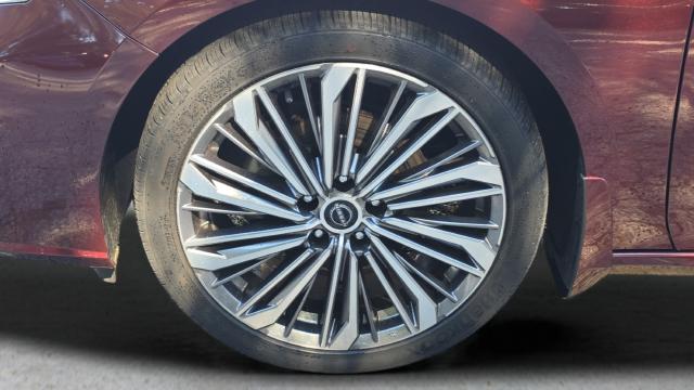 2023 Nissan Altima SL FWD