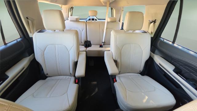2024 Ford Expedition Platinum MAX