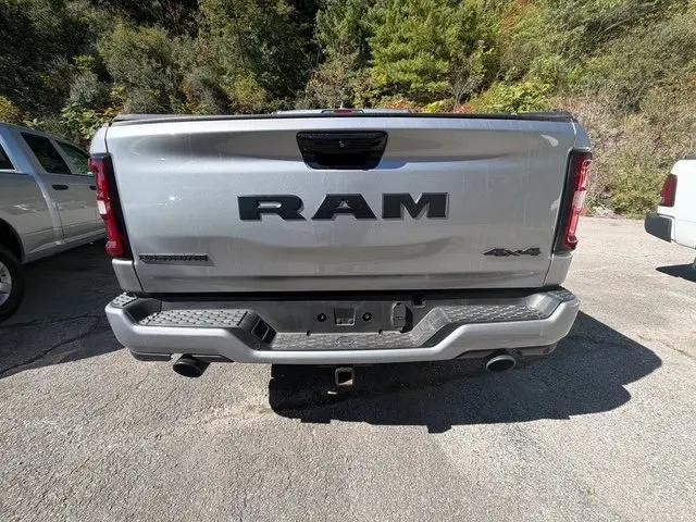 2025 Ram 1500 Big Horn Crew Cab 4x4 57 Box