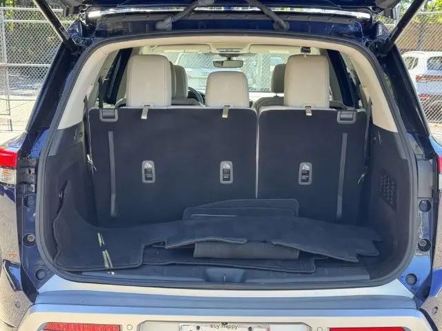 2024 Nissan Pathfinder SL 4WD