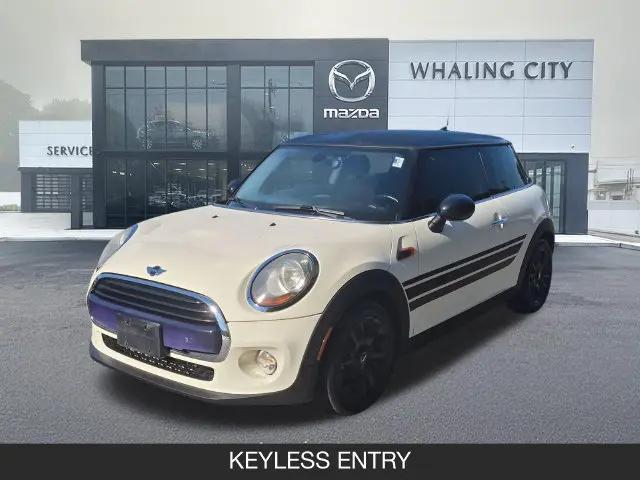 2017 MINI Hardtop Cooper