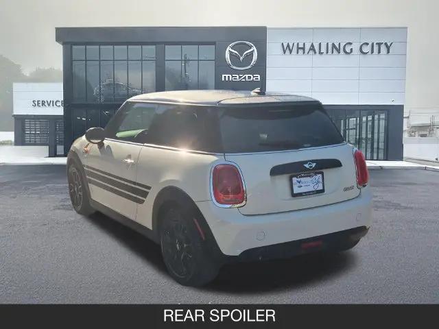 2017 MINI Hardtop Cooper