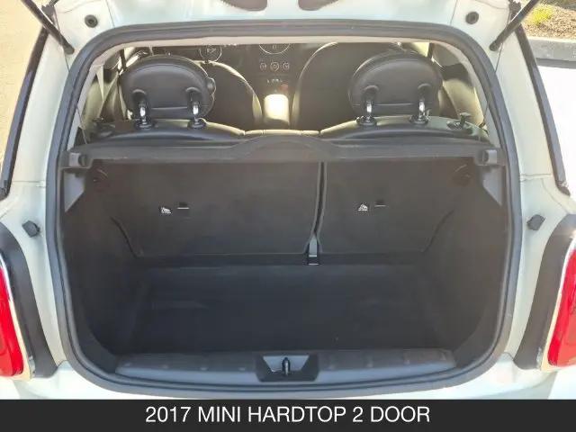 2017 MINI Hardtop Cooper