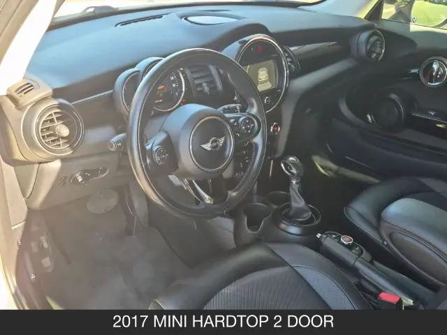 2017 MINI Hardtop Cooper