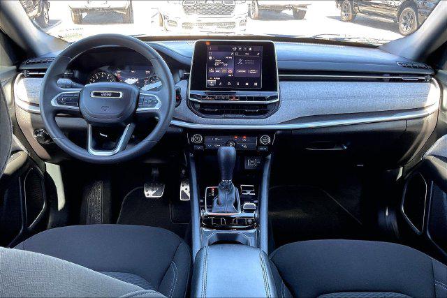 2025 Jeep Compass Sport 4x4