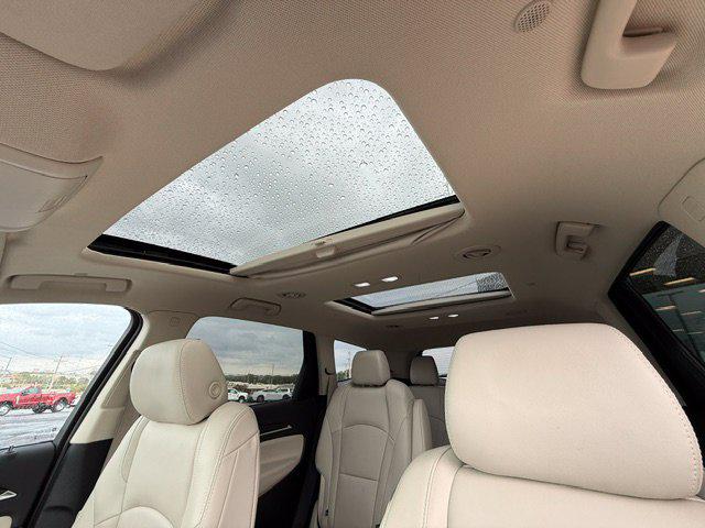 2023 Buick Enclave Essence AWD