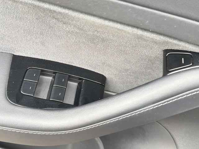 2020 Tesla Model 3 Standard Range Rear-Wheel Drive
