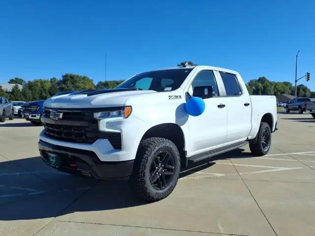 2026 Chevrolet Silverado 1500 4WD Crew Cab Short Bed LT Trail Boss for sale in Springfield, IL