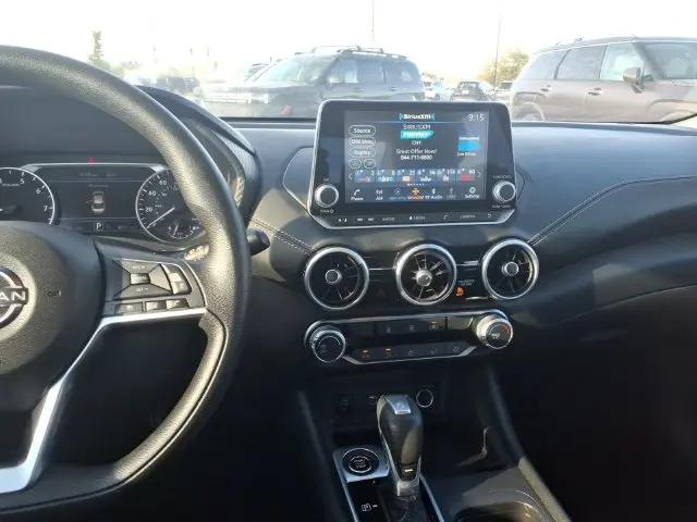 2024 Nissan Sentra SV Xtronic CVT