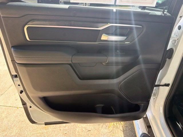 2024 Ram 1500 Big Horn Crew Cab 4x4 57 Box