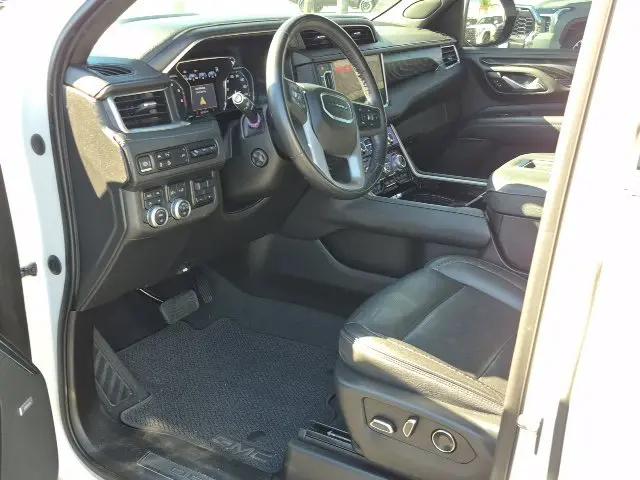 2021 GMC Yukon 4WD Denali