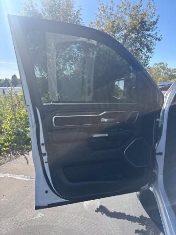 2022 Ram 1500 Laramie Crew Cab 4x4 57 Box