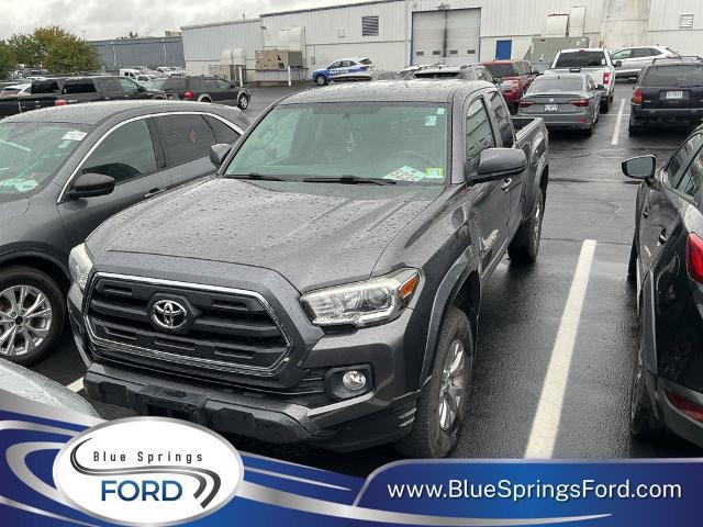 2017 Toyota Tacoma SR5 V6 for sale in Blue Springs, MO