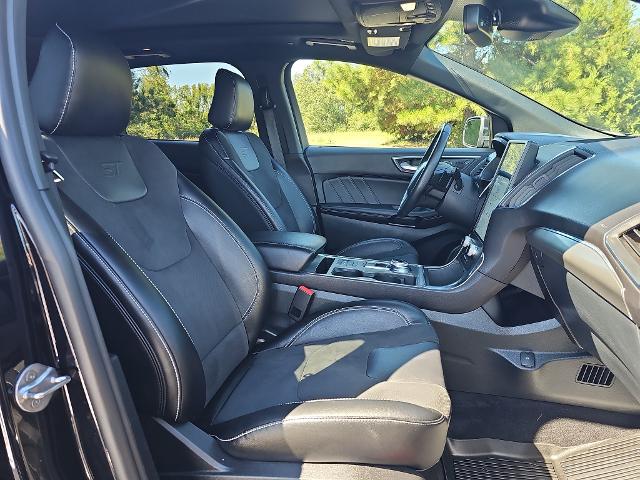 2024 Ford Edge ST