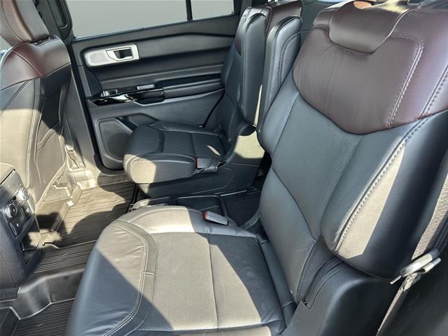 2021 Ford Explorer Platinum