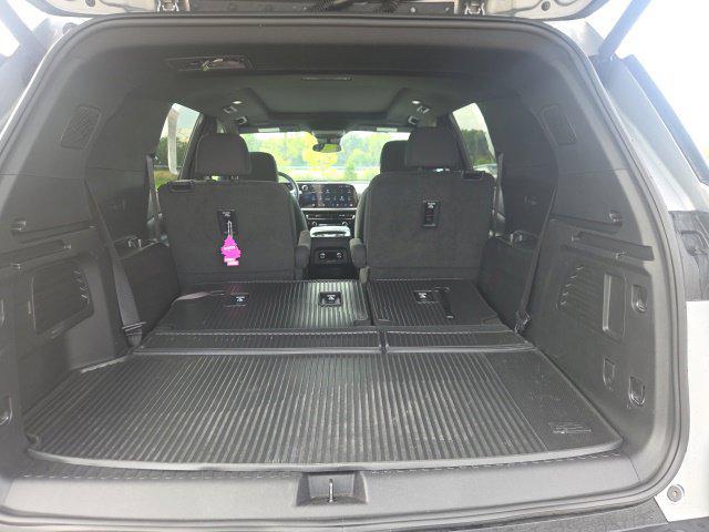 2025 Chevrolet Traverse FWD LT