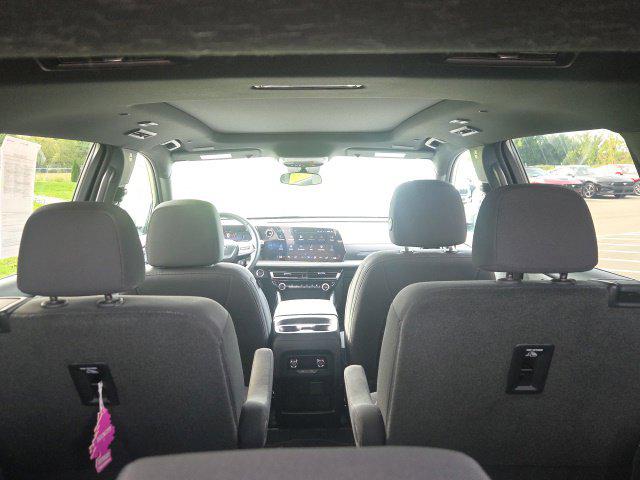 2025 Chevrolet Traverse FWD LT