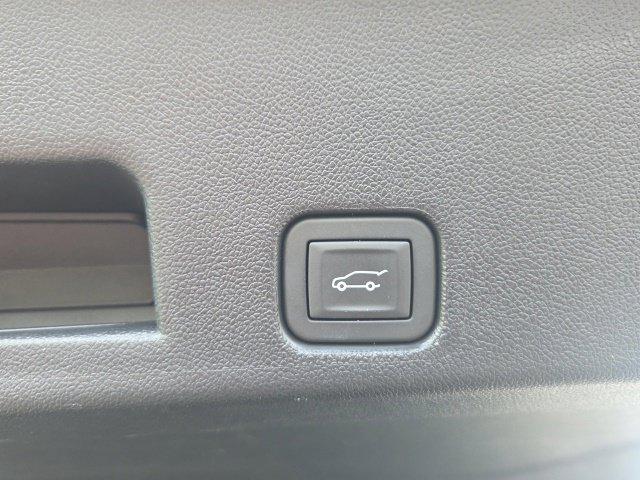 2025 Chevrolet Traverse FWD LT