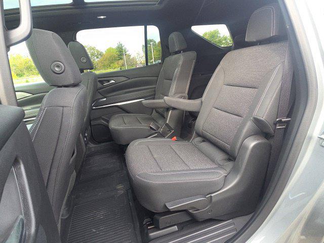 2025 Chevrolet Traverse FWD LT