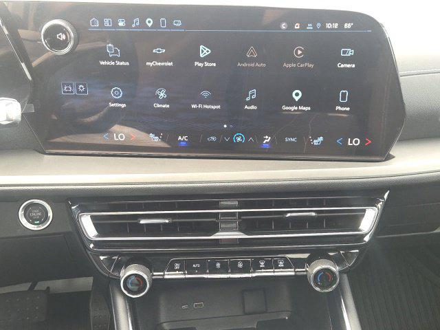2025 Chevrolet Traverse FWD LT