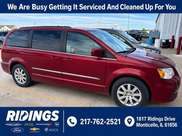 2015 Chrysler Town & Country Touring for sale in Monticello, IL
