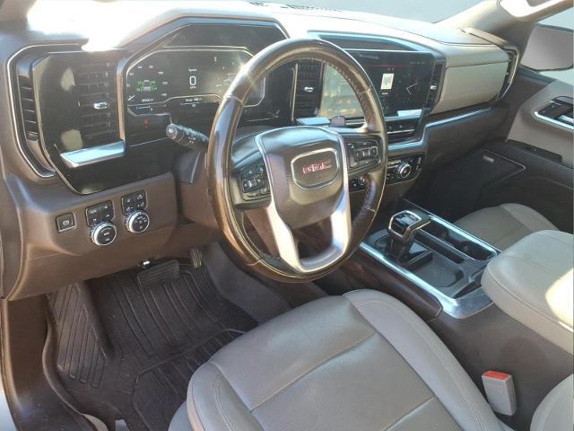 2023 GMC Sierra 1500 4WD Crew Cab Short Box SLT