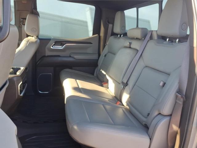 2023 GMC Sierra 1500 4WD Crew Cab Short Box SLT